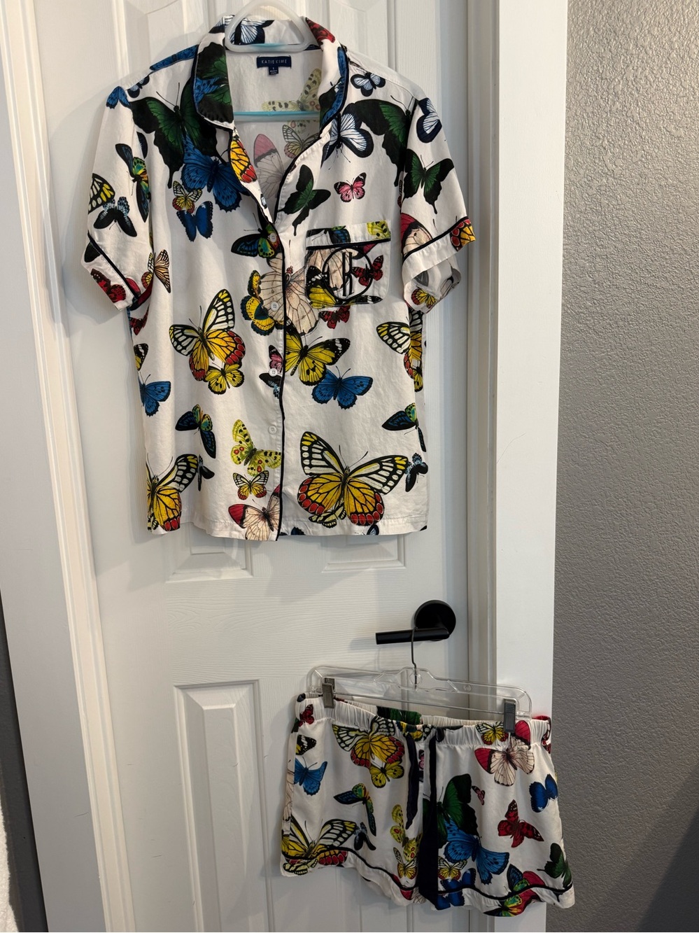 Kate Kime Mariposa Pajama Shorts Set - Picture 2 of 16
